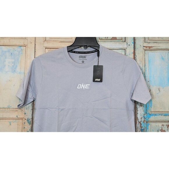 One Official Merchandise Mens Size Medium Light Blue Embroidered Logo T-Shirt - Picture 2 of 7